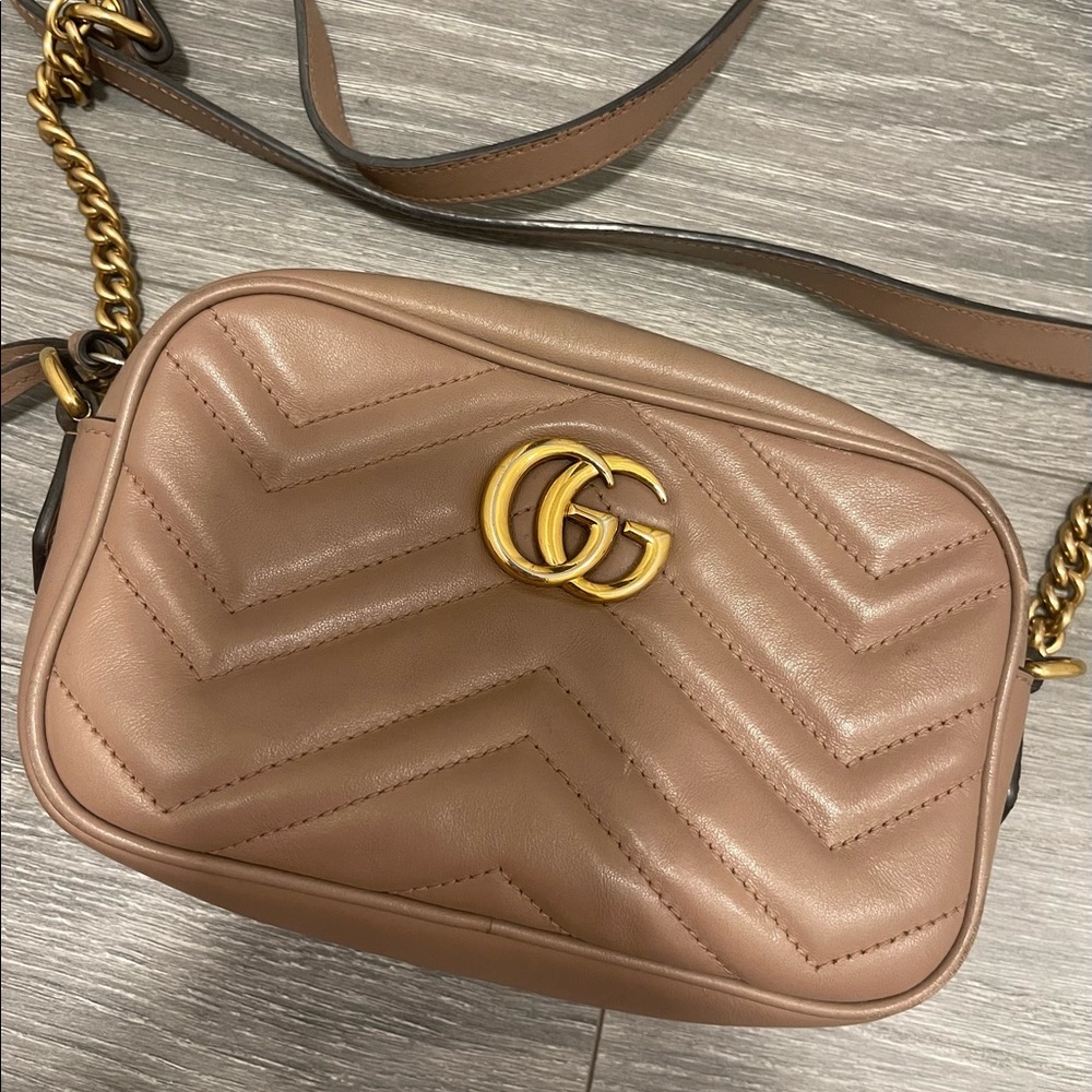 Gucci GG Marmont shoulder bag beige. 100% authentic